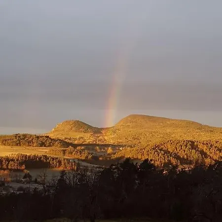 L'ange : Entre Monts Et Vallées